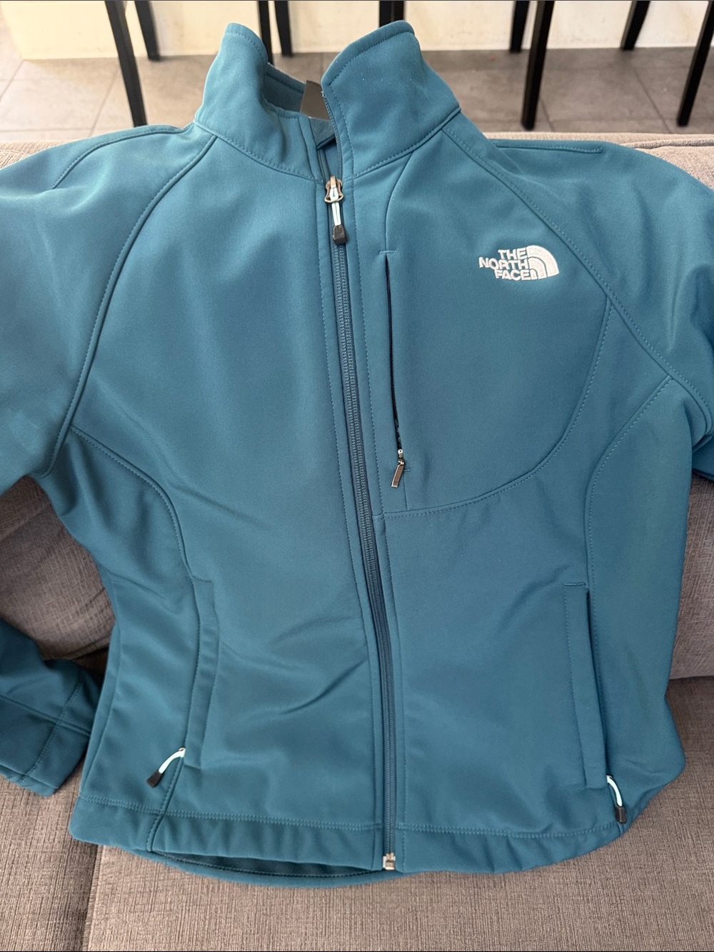 The North Face Women's Teal Utility Softshell Jacket